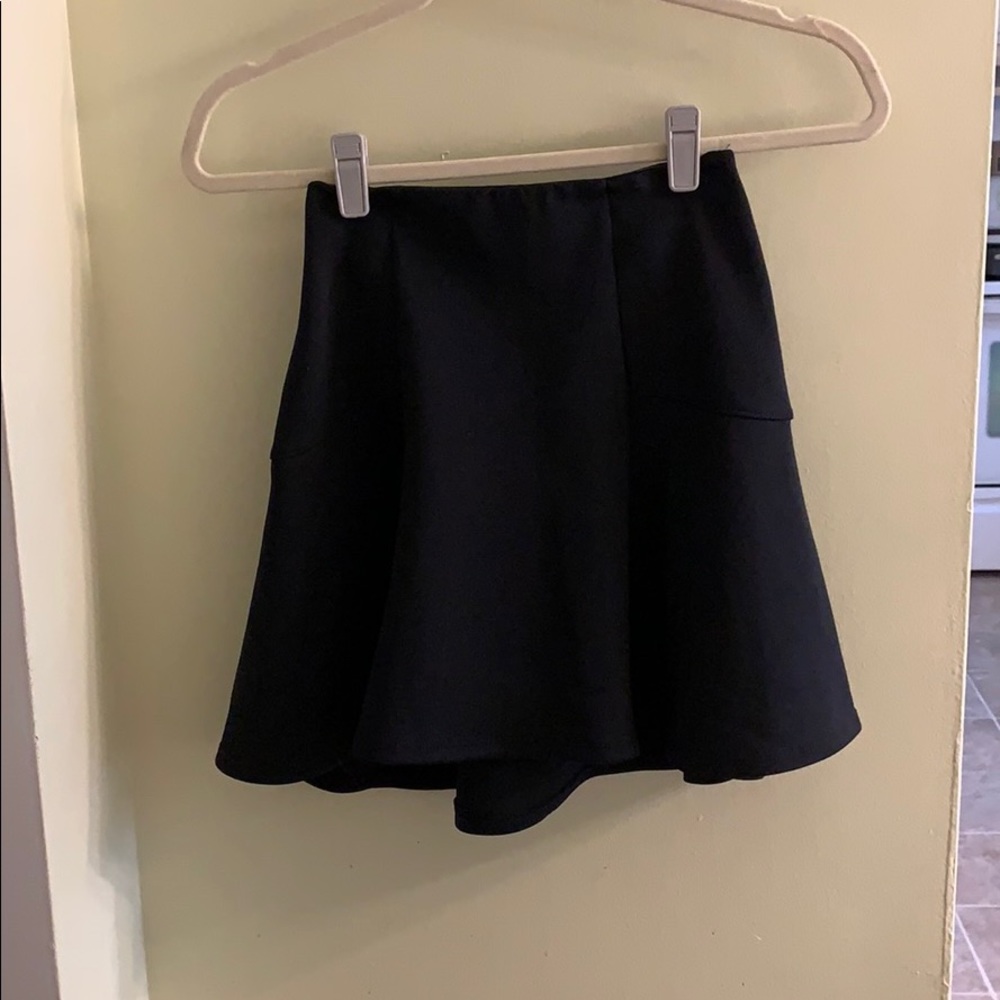 Black skater skirt